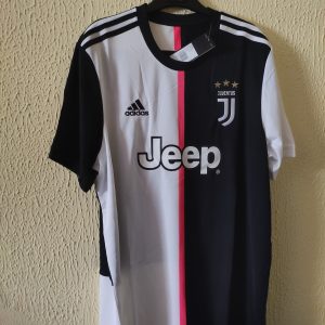 Nueva - Juventus de Turin