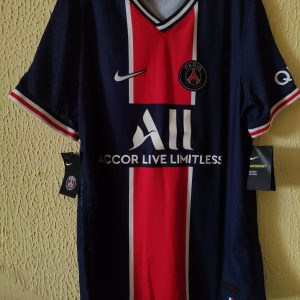 Nueva - PSG Paris Saint Germain - player issue