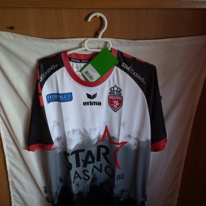 Nueva - Royal Excel Mouscron (Belgica)