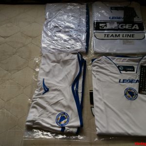 Nueva - Seleccion de Bosnia y Herzegovina - (Camiseta manga larga y pantalon corto de juego)