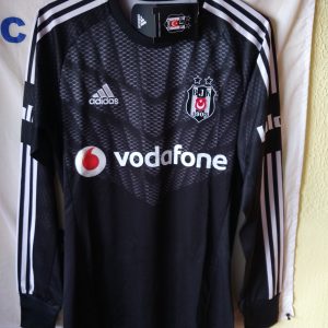 Nueva - Besiktas (Turquia)