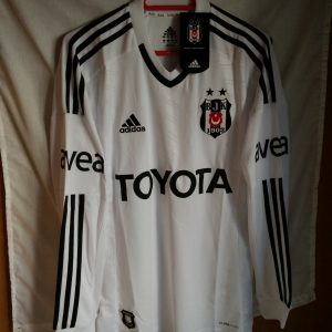 Nueva - Besiktas (Turquia)