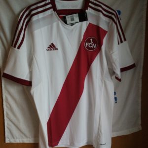 Nueva y Player Issue - FC Nurnberg - Nuremberg (Alemania)