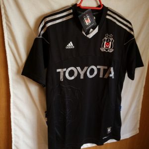 Nueva - Besiktas (Turquia)