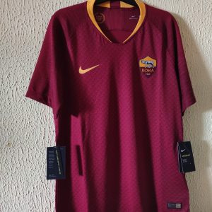 Nueva y Player Issue - AS Roma
