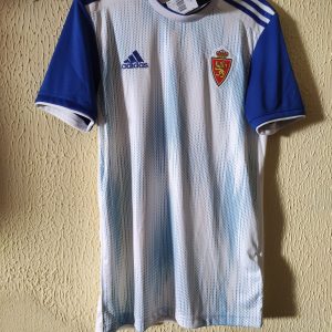 Nueva y Player Issue - Real Zaragoza - dorsal 23