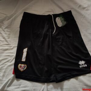 Nueva - Rayo Vallecano - dorsal 1 - player issue