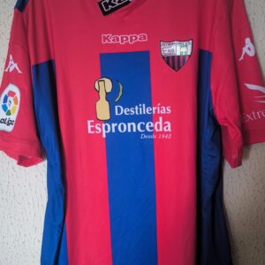 Nueva - Extremadura UD