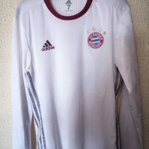 Player Issue - FC Bayern Munich - Munchen