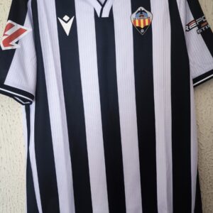Match Worn vs Racing de Santander - CD Castellon - 6 Thomas Van den Belt