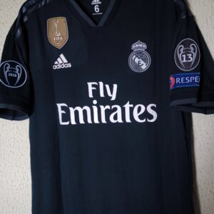 Player Issue / Match Worn - Real Madrid CF - 5 Raphael Varane