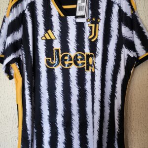 Nueva - Juventus de Turin - Juve